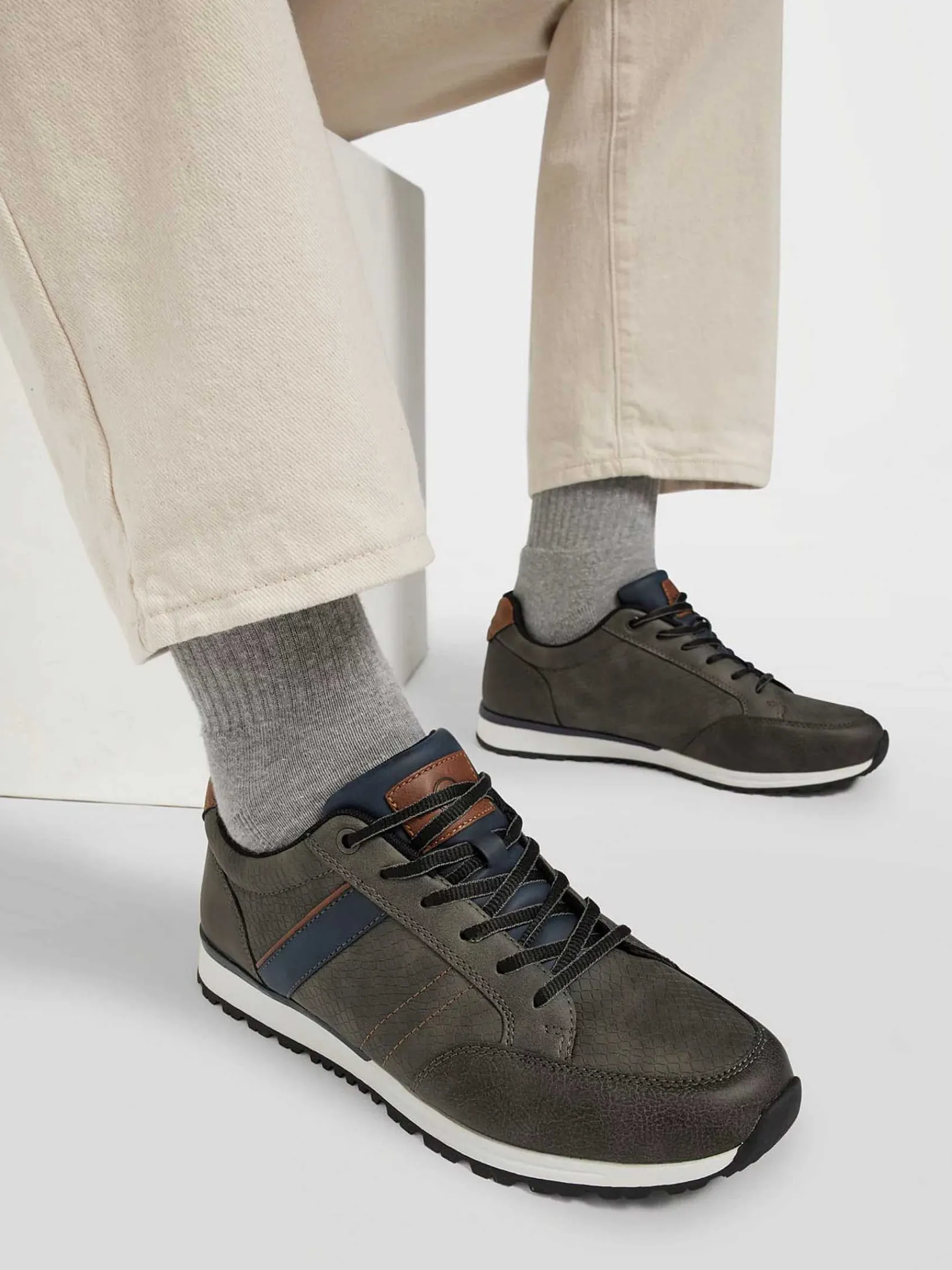 Sneakers|Memphis One Grijze Chunky Sneaker