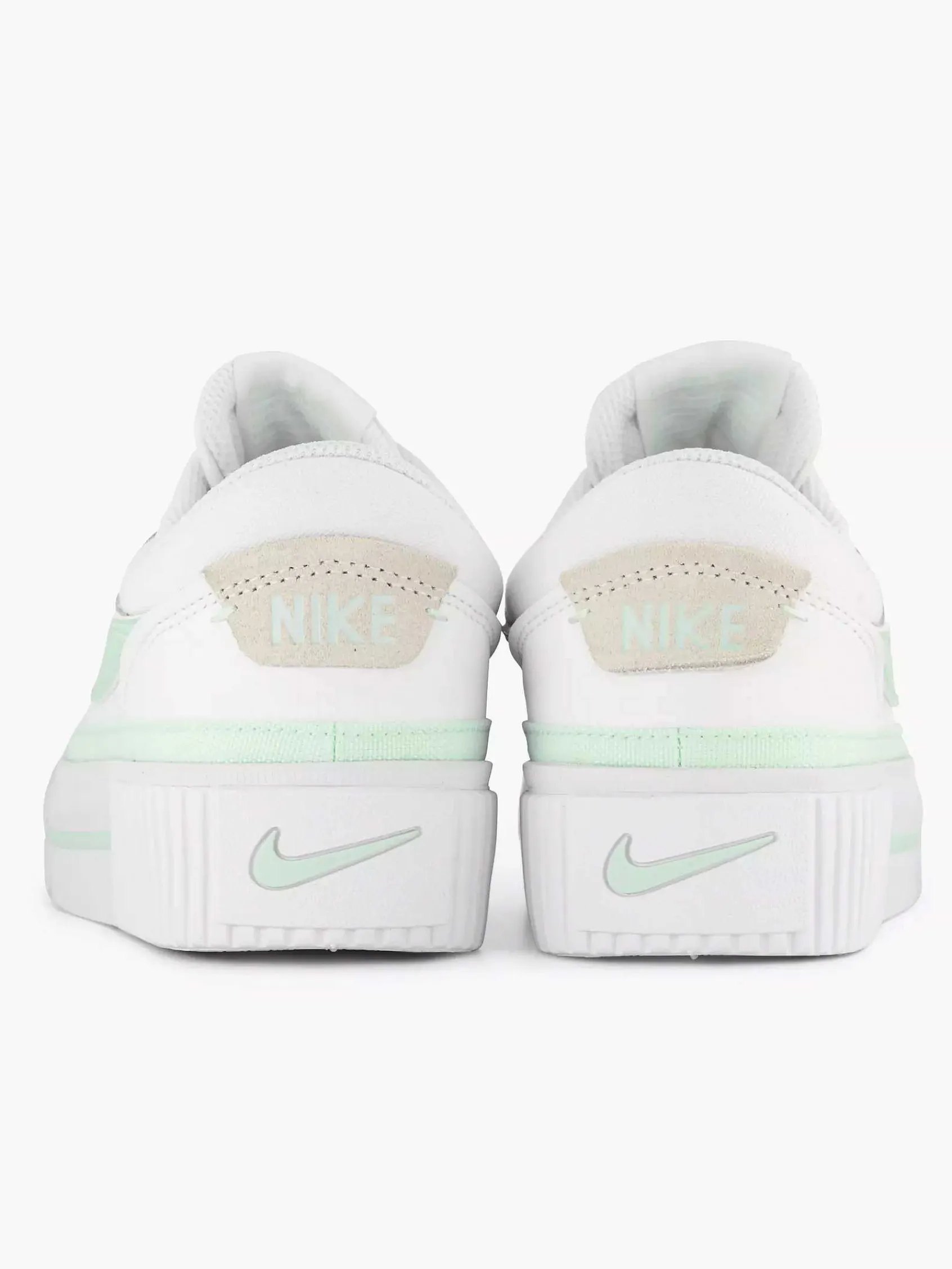 Sneakers|Nike Witte Court Legacy Lift