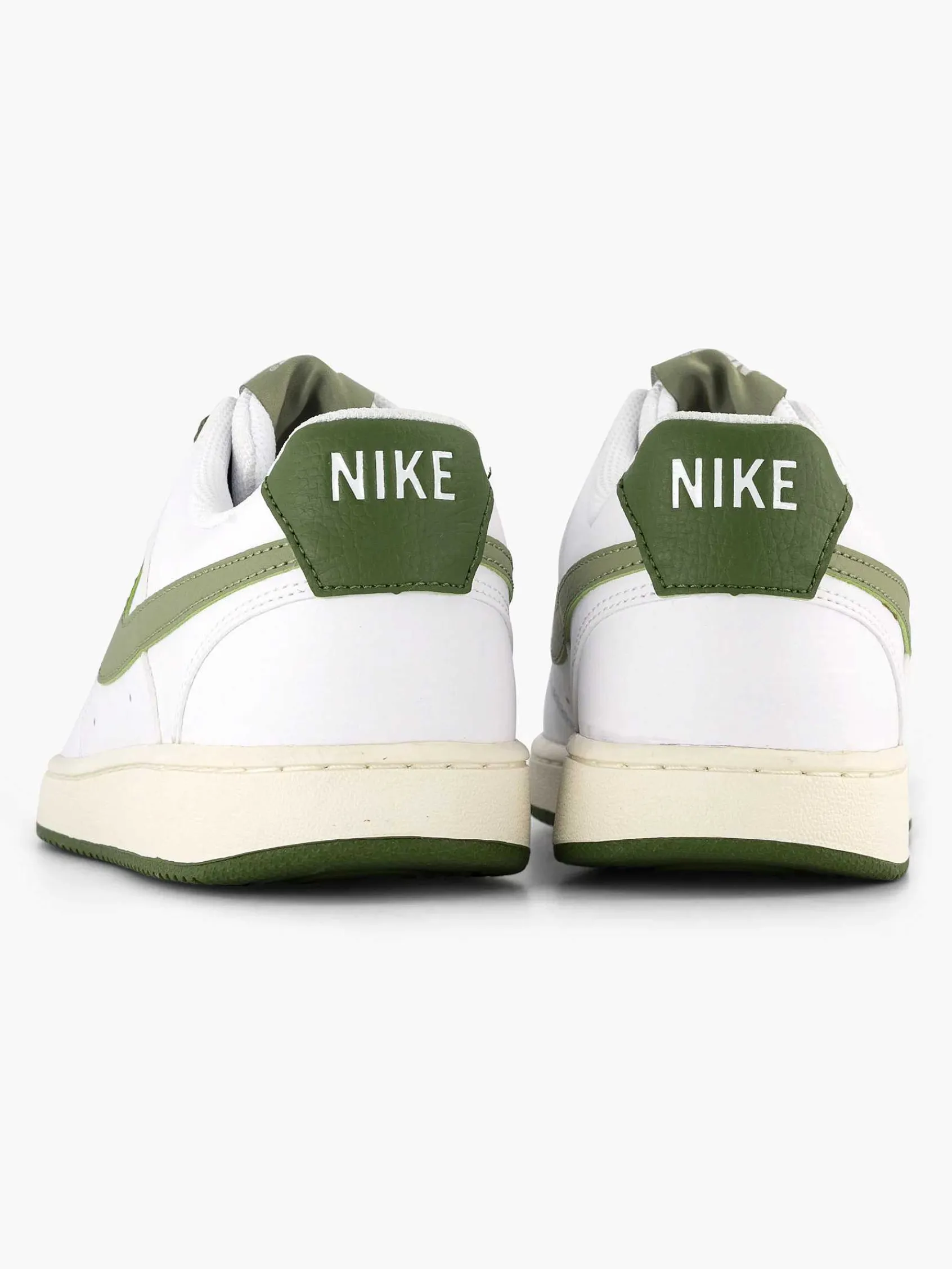 Sneakers|Nike Witte Court Vision Low