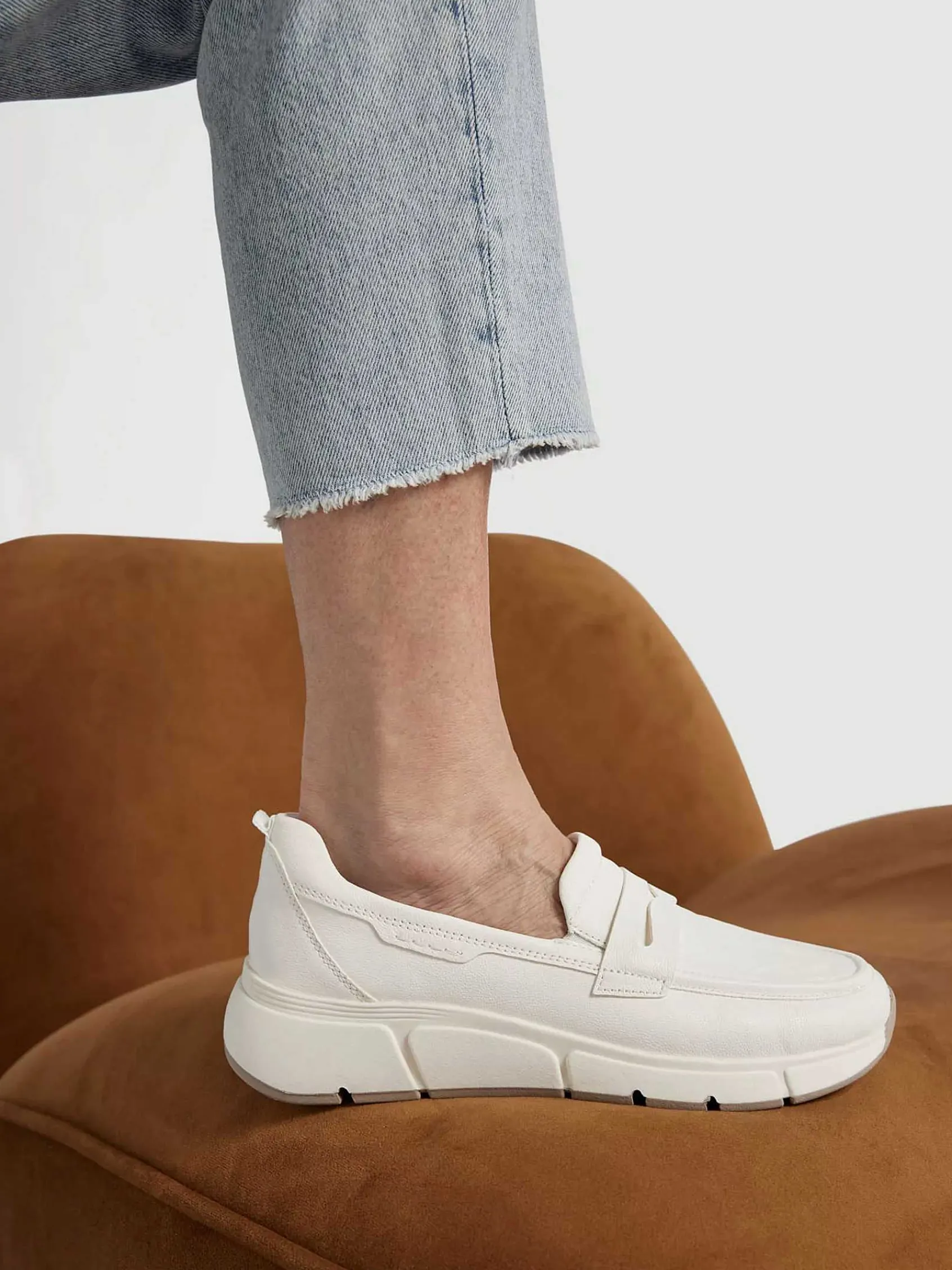 Comfort Schoenen|Medicus Witte Leren Comfort Instapper