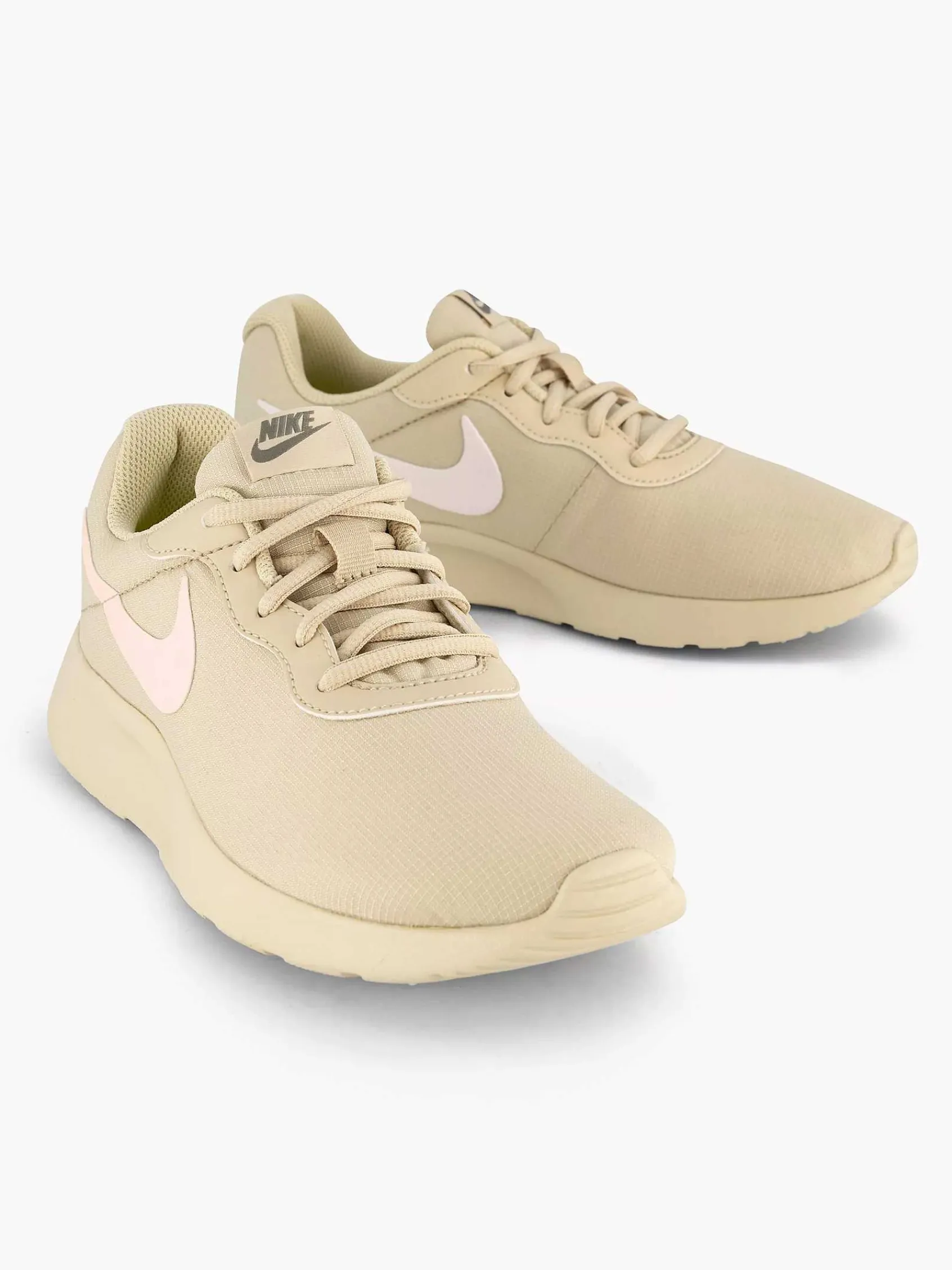 Sneakers|Nike Zandkleurige Tanjun Refine