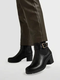 Enkellaarzen & Boots|Graceland Zwarte Enkellaars Siergesp