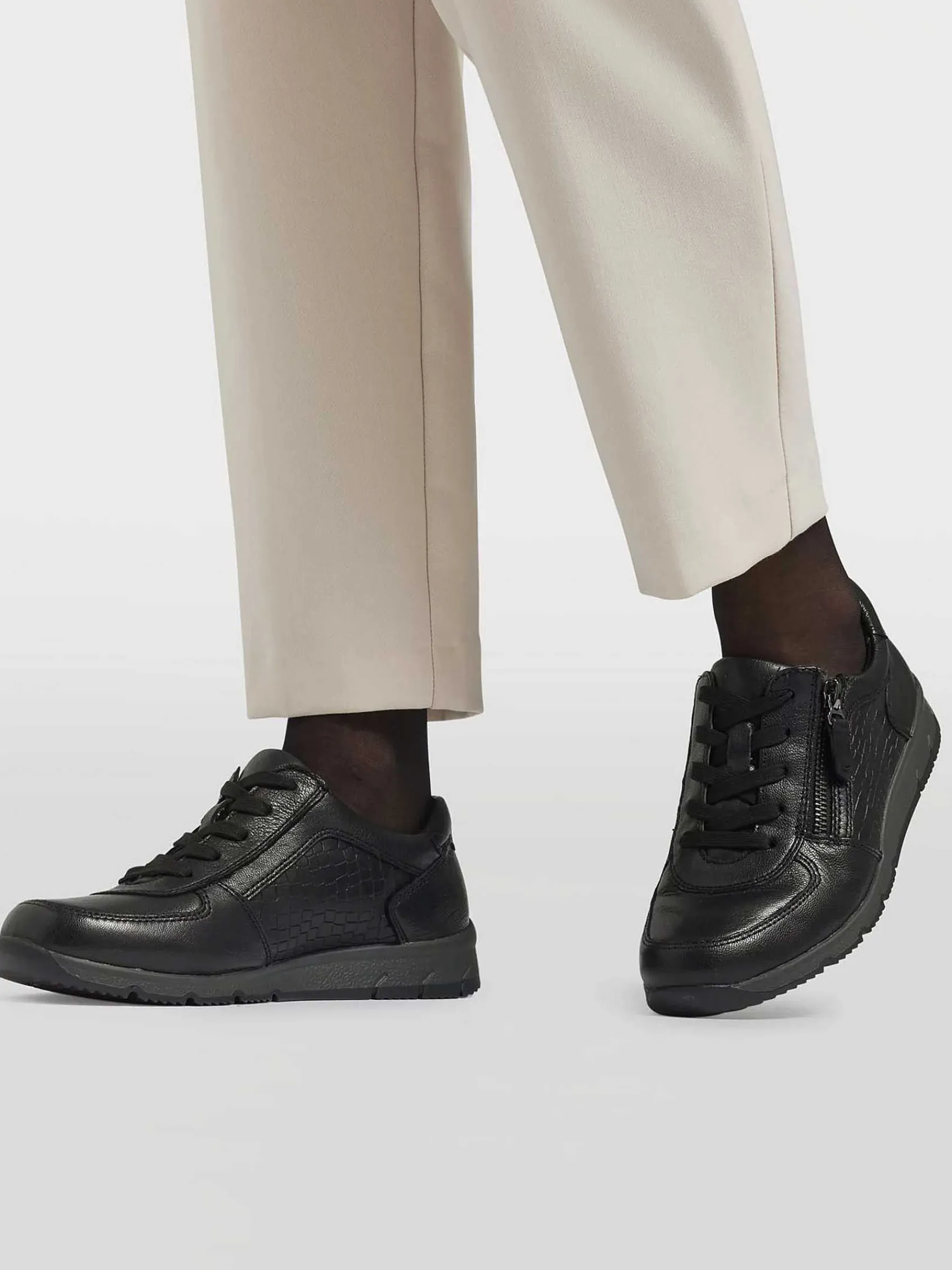 Comfort Schoenen|Medicus Zwarte Leren Comfort Sneaker