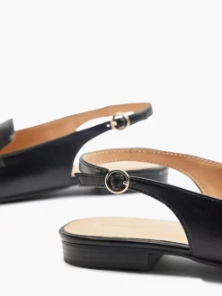 Instappers|Graceland Zwarte Platte Slingback Sierketting
